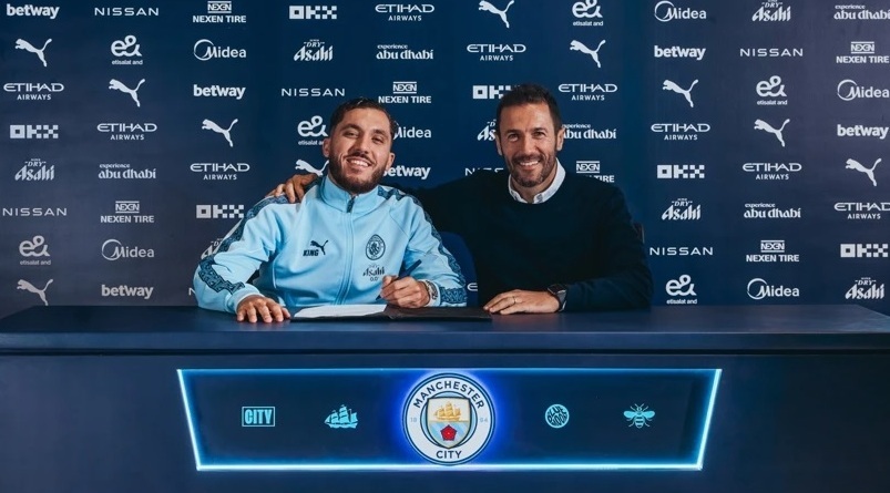 Rayan Cherki este jucătorul lui Manchester City