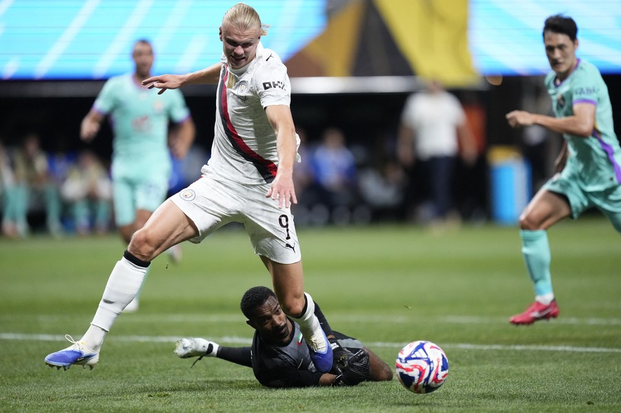 Manchester City, calificare în mare stil în optimile Campionatului Mondial al Cluburilor! „Cetăţenii” au făcut setul cu Al-Ain