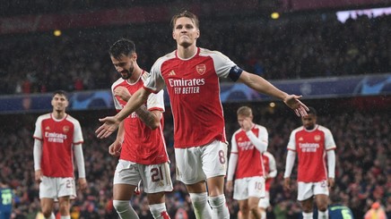 OFICIAL | Martin Odegaard şi-a prelungit contractul cu Arsenal! Căpitanul ”tunarilor” a semnat până în 2028