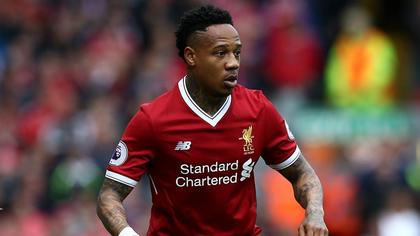 Clyne o părăseşte pe Liverpool şi semnează cu o rivală din Premier League