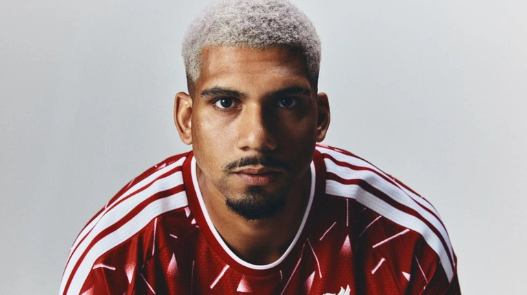 Ronald Araujo a fost împrumutat de FC Barcelona la FC Liverpool