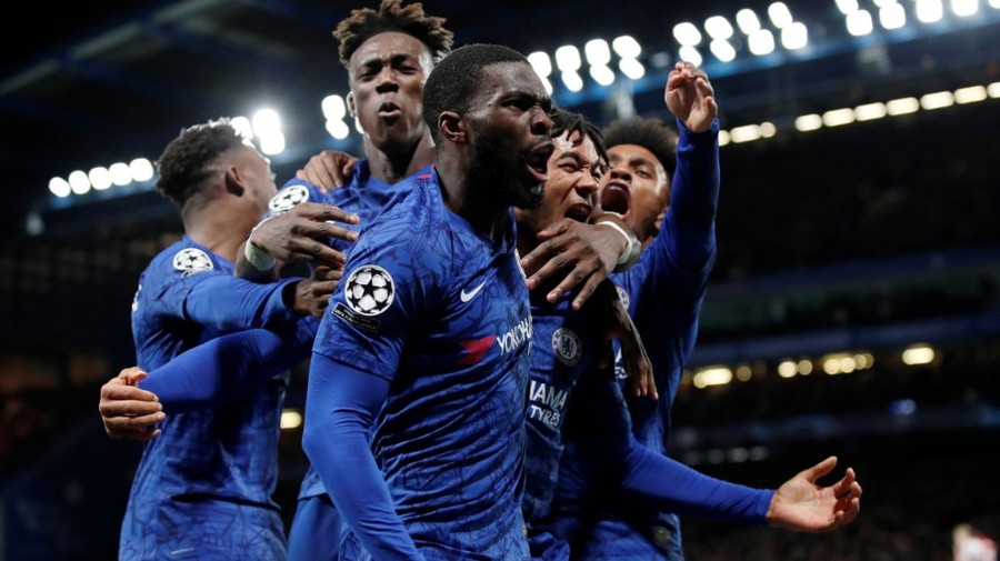 Chelsea o învinge pe Newscastle şi urcă, pentru moment, pe primul loc în Premier League