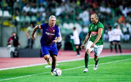 Stoichkov, atac la conducerea Barcelonei. ”Eu sunt membru, de aceea spun că noi îl pătăm"