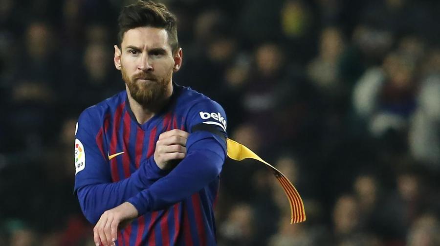 Răsturnare de situaţie în cazul transferului lui Lionel Messi. Argentinianul, sfătuit de Guardiola să rămână la Barcelona