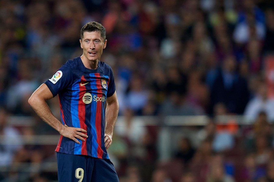 Robert Lewandowski poate evolua în derbyul cu Espanyol, în ciuda suspendării sale