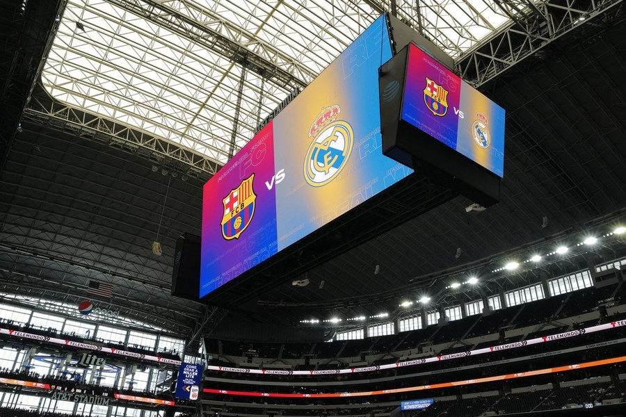 Barcelona pierde un om de bază pentru duelul din Supercupa Spaniei cu Real Madrid