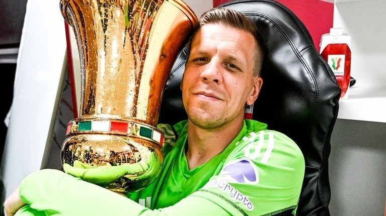 E gata! Wojciech Szczesny a semnat cu Barcelona şi va fi înlocuitorul lui Ter Stegen în acest sezon