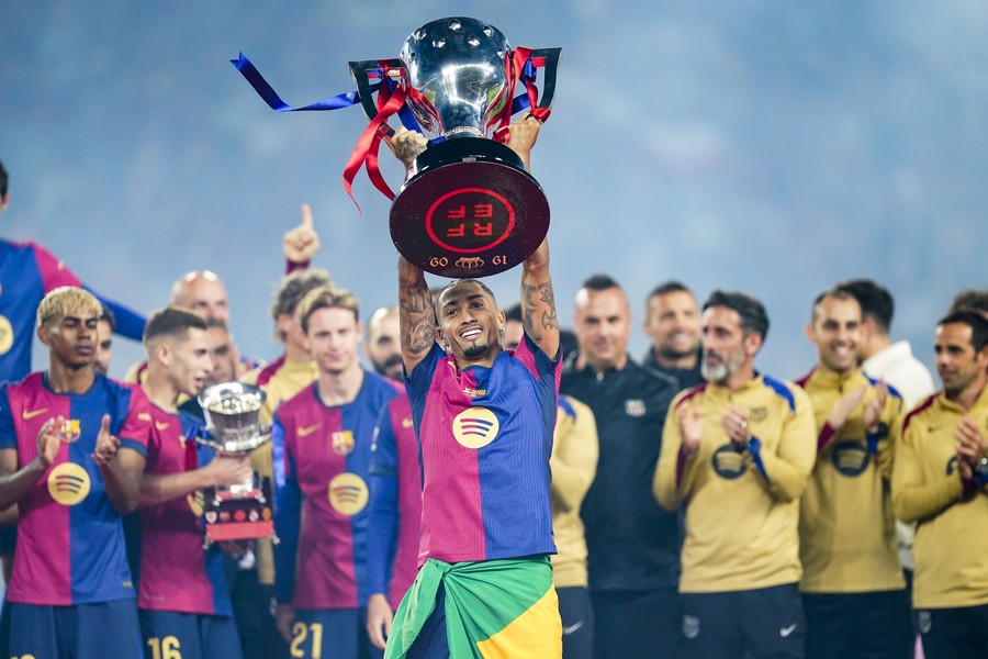 Barcelona s-a reorientat după ce i-a ratat pe Nico Williams şi Luis Diaz! Catalanii forţează transferul unui star din Premier League