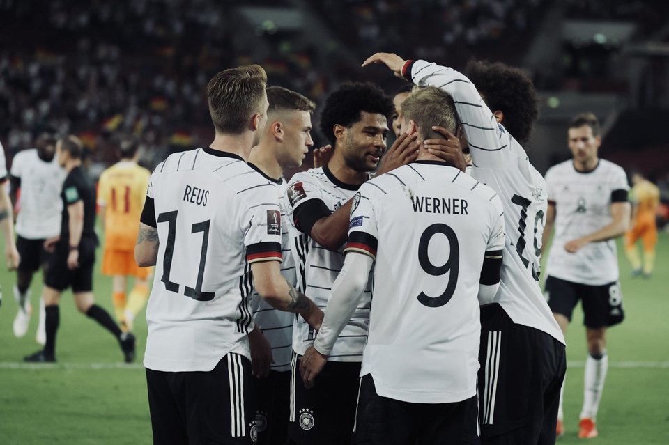//i0.1616.ro/media/581/3142/38287/22510976/1/germania.jpg