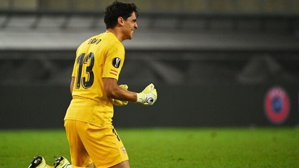 VIDEO | Real Madrid obţine trei puncte vitale, după o greşeală incredibilă a portarului Sevilliei 