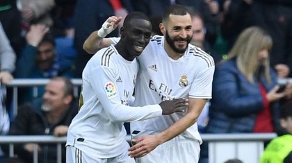 VIDEO | Real Madrid a învins Getafe cu 2-0. Benzema şi Mendy păstrează şansele teoretice ale ”galacticilor” în lupta pentru titlu