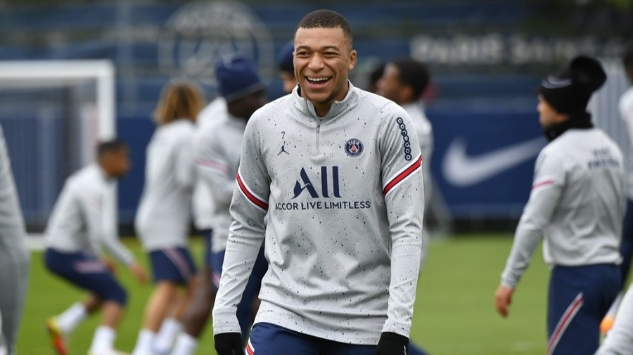 Kylian Mbappe, dat uitării! El e jucătorul care poate ajunge la Real Madrid în schimbul unei sume astronomice 