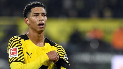 Real Madrid şi Borussia Dortmund au ajuns la un acord pentru Bellingham. Suma fabuloasă de transfer pentru care s-au înţeles cele două formaţii 