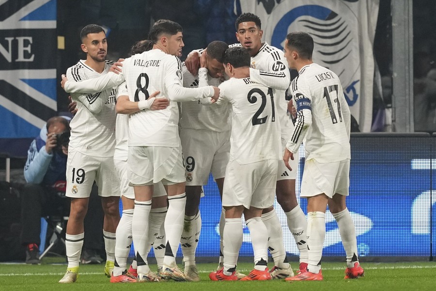 Probleme mari pentru Real Madrid! Starul francez al echipei s-a rupt în meciul cu Atalanta, iar Ancelotti a fost nevoit să îl schimbe în mnutul 36 | VIDEO

