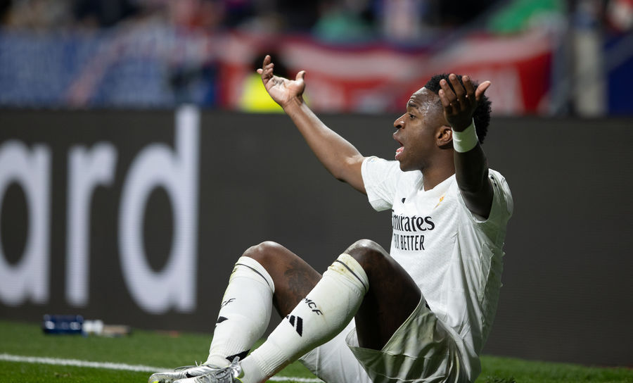Patru jucători de la Real Madrid, anchetaţi de UEFA