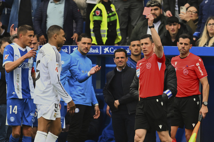 VIDEO | Kylian Mbappe a fost eliminat pentru o intrare criminală