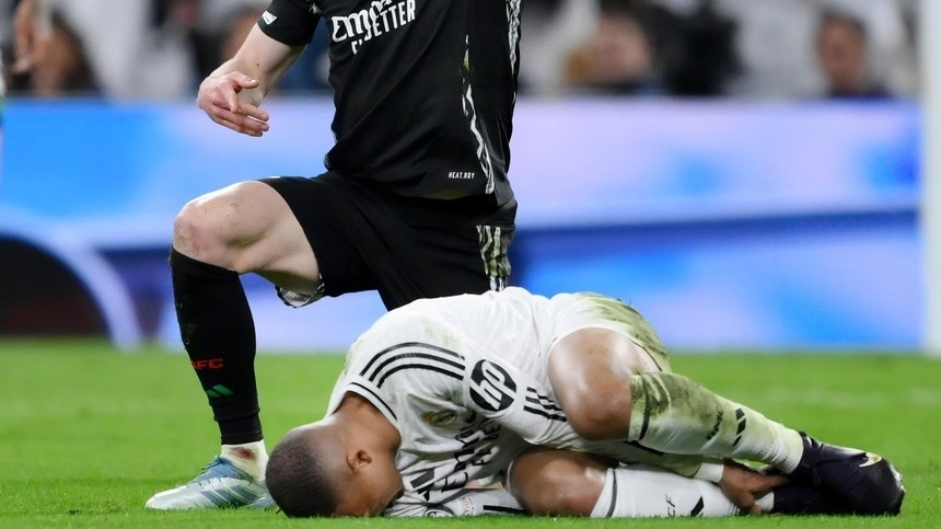 Alertă pe Bernabeu! Real Madrid ar putea încasa o adevărată lovitură, chiar înainte de El Clasico! Starul lui Ancelotti s-a accidentat şi ar putea rata finala Cupei Spaniei