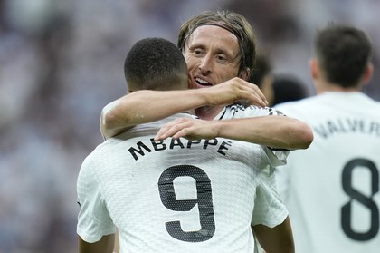 VIDEO | Real Madrid - Real Sociedad 2-0. ”Galacticii” şi-au luat la revedere de la Modric şi Ancelotti