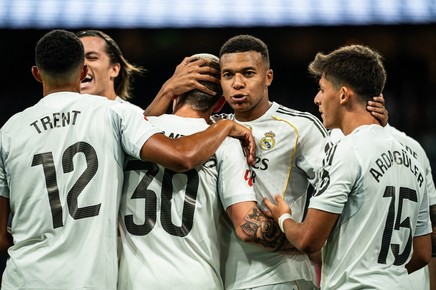 Lovitură pentru Real Madrid! Starul lui Xabi Alonso s-a rupt la debutul în Champions League şi e OUT mai bine de o lună