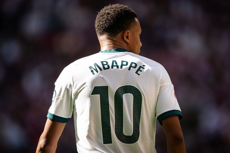 Decizia care ar zgudui fotbalul mondial! Mbappe vrea să plece de la Real: ce l-a nemulţumit şi gigantul din Premier League care e gata să spargă banca pentru starul francez