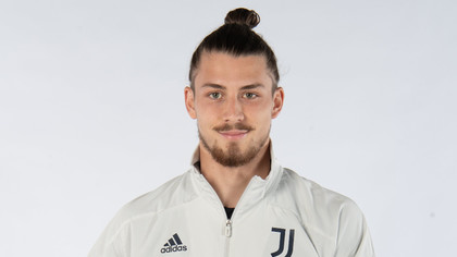 Are un viitor strălucit în faţă! Radu Drăguşin, votat cel mai bun tânăr jucător de la Juventus