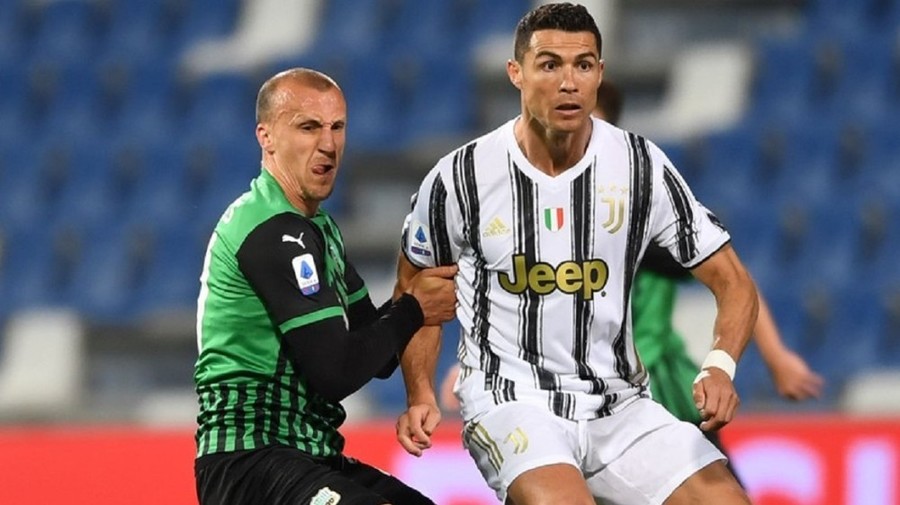 Anunţul momentului în fotbalul mondial! Cea mai importantă femeie din viaţa lui Cristiano Ronaldo l-a dat de gol