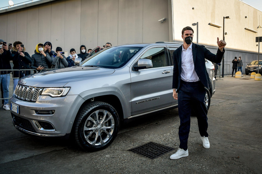 Vlahovic, noul jucător al celor de la Juventus! Suma fabuloasă plătită de ”Bătrâna Doamnă” pentru atacantul sârb