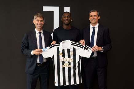 Randal Kolo Muani a plecat definitiv de la PSG la Juventus Torino