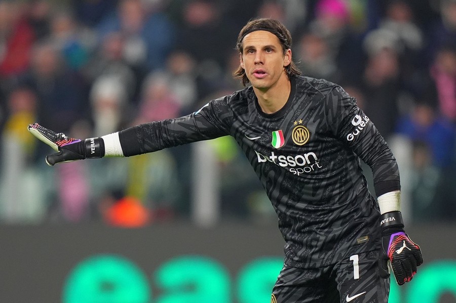 Yann Sommer şi-a fracturat un deget