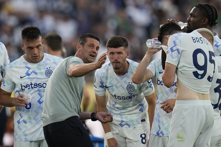 Cristi Chivu a debutat pe banca lui Inter