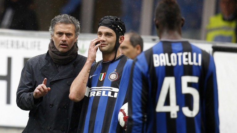 Doar 3 cuvinte! Cum l-a descris Jose Mourinho pe Chivu după ce a cucerit titlul în Serie A