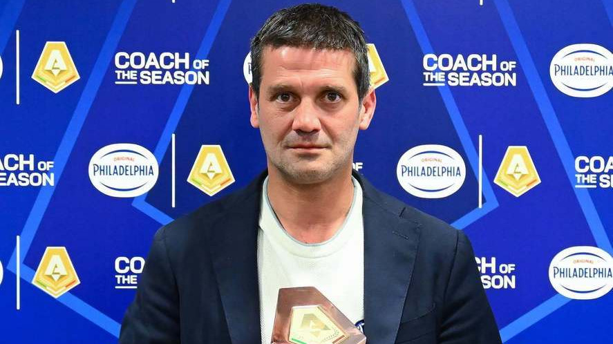 //i0.1616.ro/media/581/3142/38291/22470801/1/chivu.jpg
