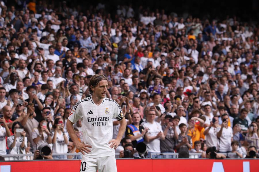 Luka Modric se pregăteşte să devină jucătorul lui AC Milan. ”Sunt foarte fericit să fiu aici”