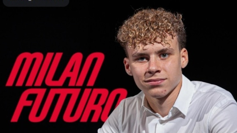 Fiul lui Zlatan Ibrahimovic a semnat primul său contract profesionist