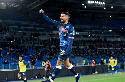 VIDEO | Napoli - Roma se joacă luni, la Look Sport+, de la 20:00. ”Şocul” etapei din Serie A se anunţă un duel intens