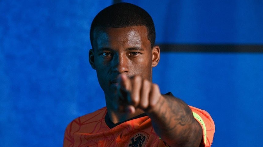 Georginio Wijnaldum va semna cu AS Roma. Olandezul a avut o primire spectaculoasă la aeroport
