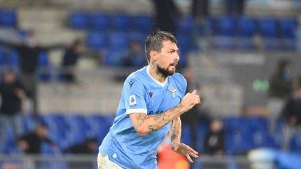 Decizia lui Lazio pentru viitorul lui Acerbi după ce a intrat în conflict cu ultraşii lui Lazio