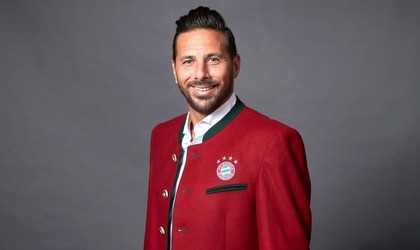 Claudio Pizarro a revenit la Bayern Munchen. Fostul atacant a fost numit ambasador al clubului