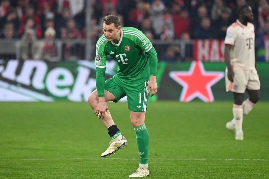 Cât va lipsi Neuer! Portarul s-a accidentat după ce a vrut să celebreze golul marcat de Bayern