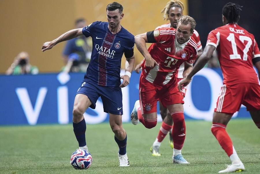 PSG - Bayern 2-0. Parizienii rezistă cu doi oameni în minus şi merg în semifinalele CM al Cluburilor