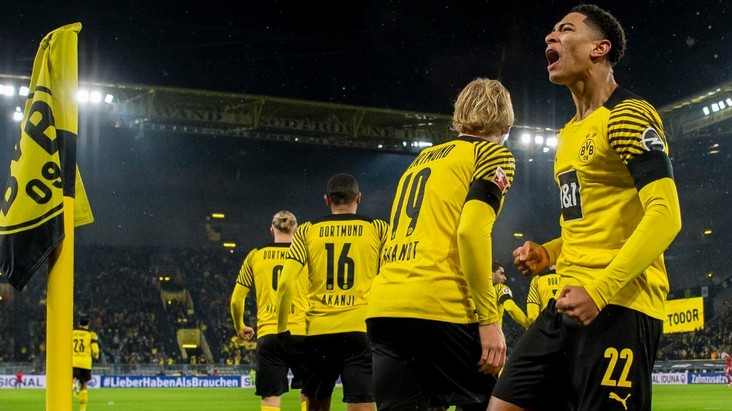 VIDEO ǀ Borussia Dortmund s-a apropiat la şase puncte de Bayern Munchen. A învins fără probleme Union Berlin