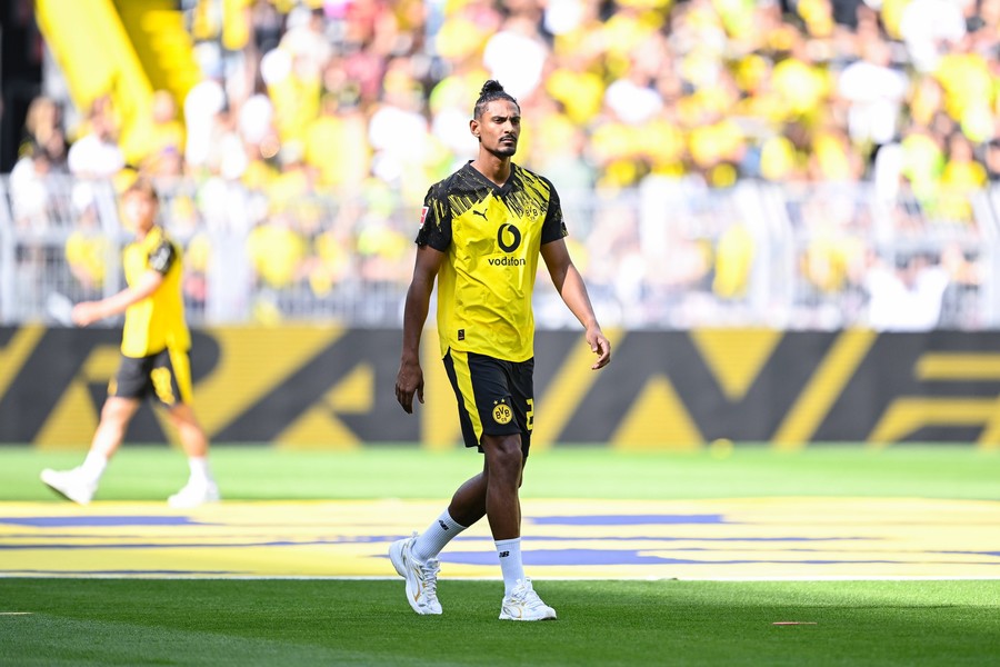 Surpriză de proporţii! Sébastien Haller a plecat de la Borussia Dortmund şi a semnat cu alt club
