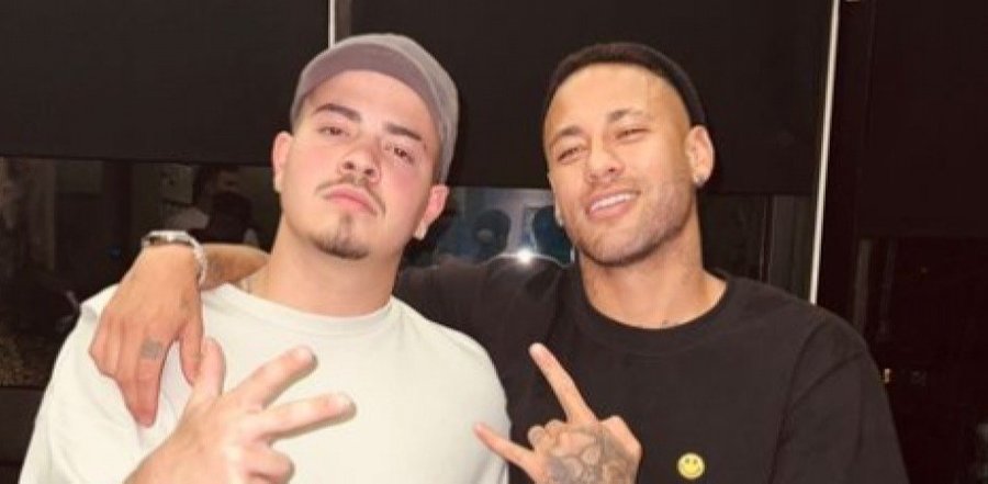 Neymar a ieşit accidentat în lacrimi de pe teren, apoi a petrecut toată noaptea cu muzică, narghilea şi poker! 