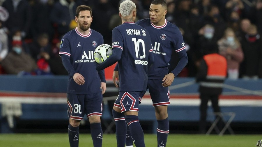 Neymar e pe picior de plecare de la PSG! Al-Khelaifi vrea să scape de superstarul brazilian