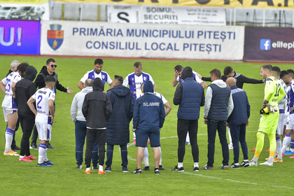 FC Argeş a rezolvat două transferuri, iar 9 jucători au semnat contracte noi. "Două nume noi foarte cunoscute, de la echipe din play-off" FC Argeş 2, în Liga 3