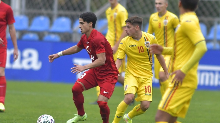 Mijlocaşul Denis Bujor, împrumutat de FC Argeş de la Farul