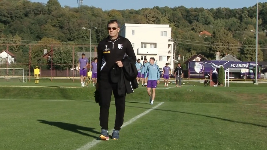 Eugen Neagoe, faţă în faţă cu un meci crucial pentru calificarea în play-off-ul ligii secunde. ”Nu facem ceea ce trebuie, ce pregătim la antrenament”