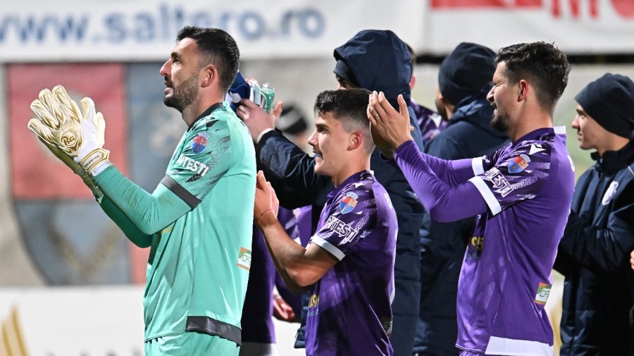 OFICIAL | Au pus umărul la revenirea echipei în Superliga, iar acum sunt OUT de la FC Argeş: „Mult succes în carieră”