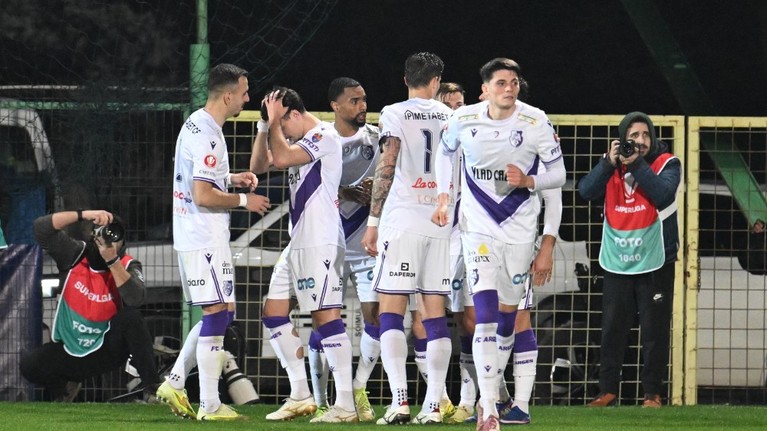 Piteştenii trag tare să nu-l piardă! Atacantul a impresionat în acest sezon şi intră la negocieri decisive