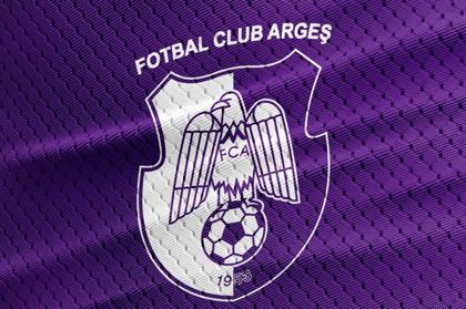 FC Argeş a prezentat primul transfer al verii. Piteştenii au adus un fundaş ce a debutat în acest an la echipa naţională